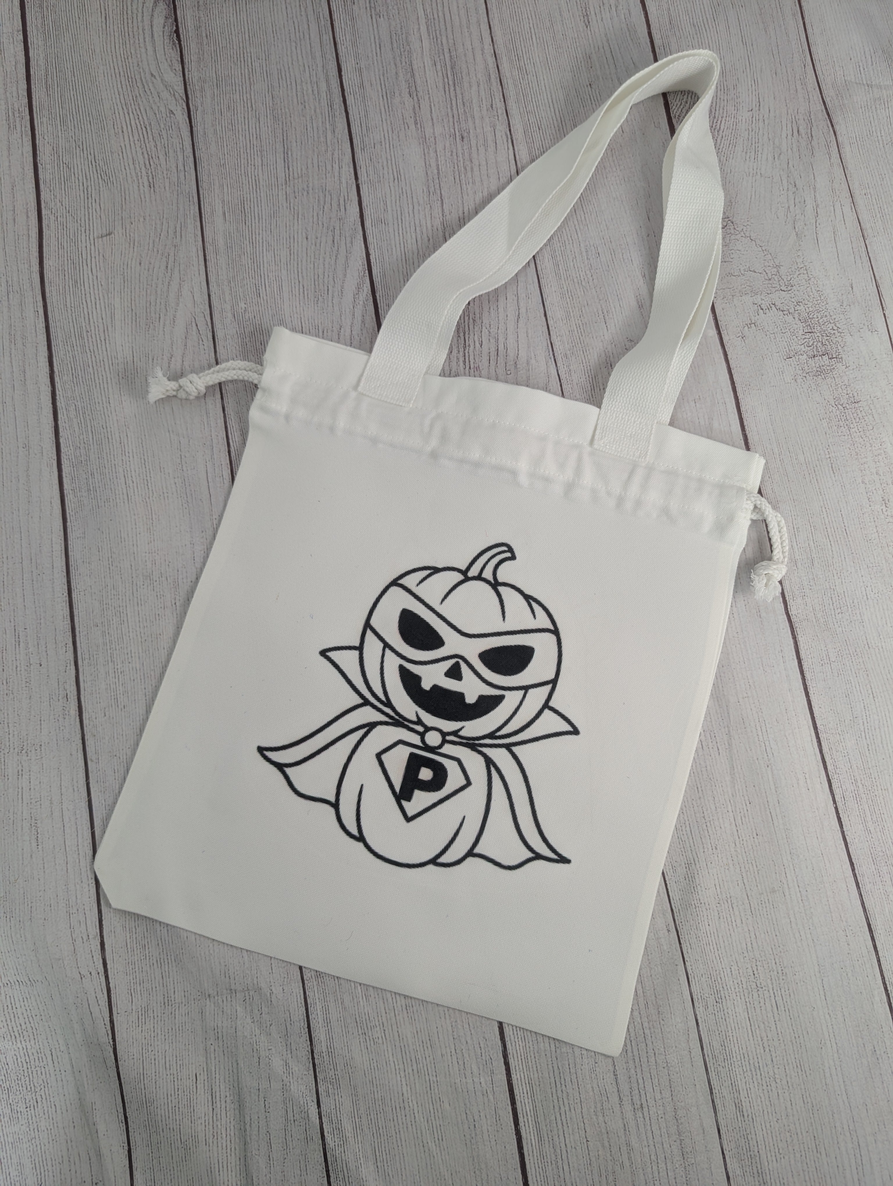 Trick or Treat Coloring Bags